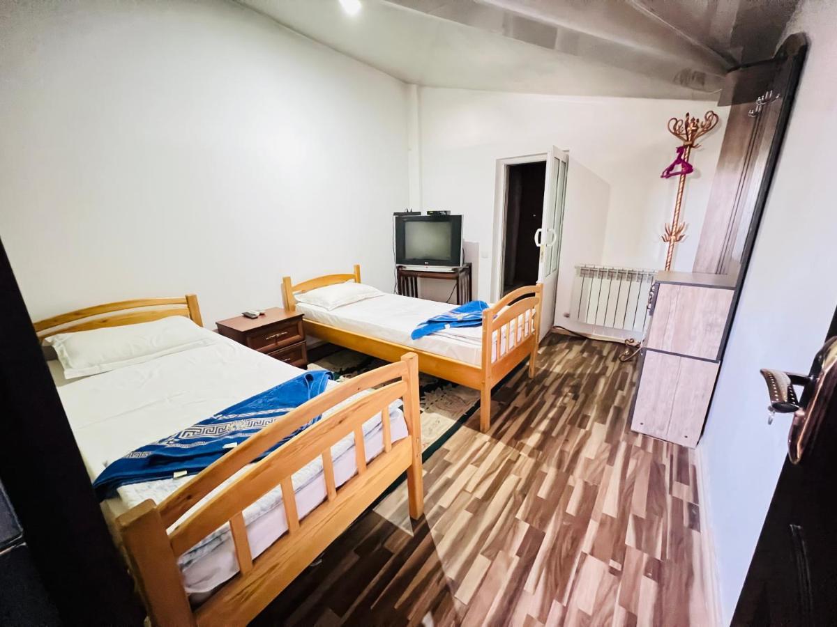 Hotel-Riverside Tashkent Ngoại thất bức ảnh