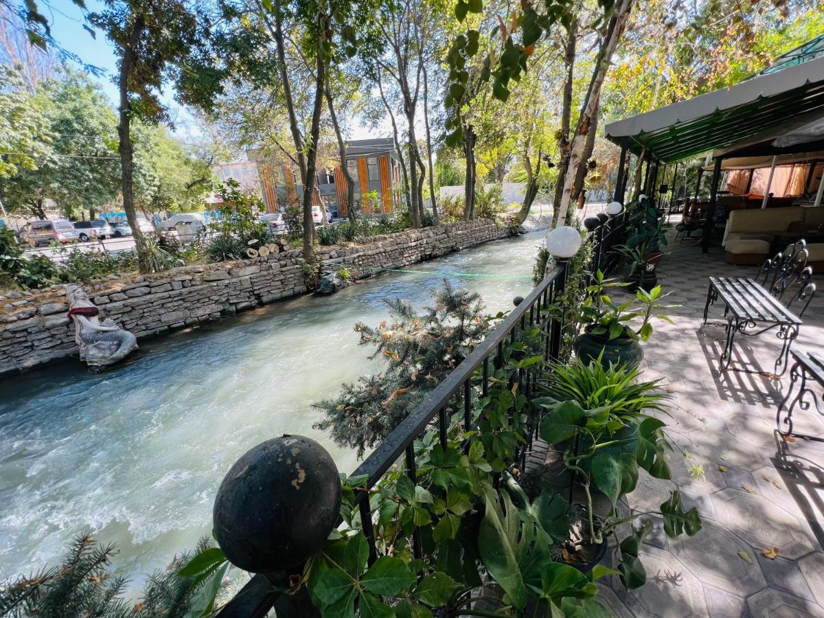 Hotel-Riverside Tashkent Ngoại thất bức ảnh