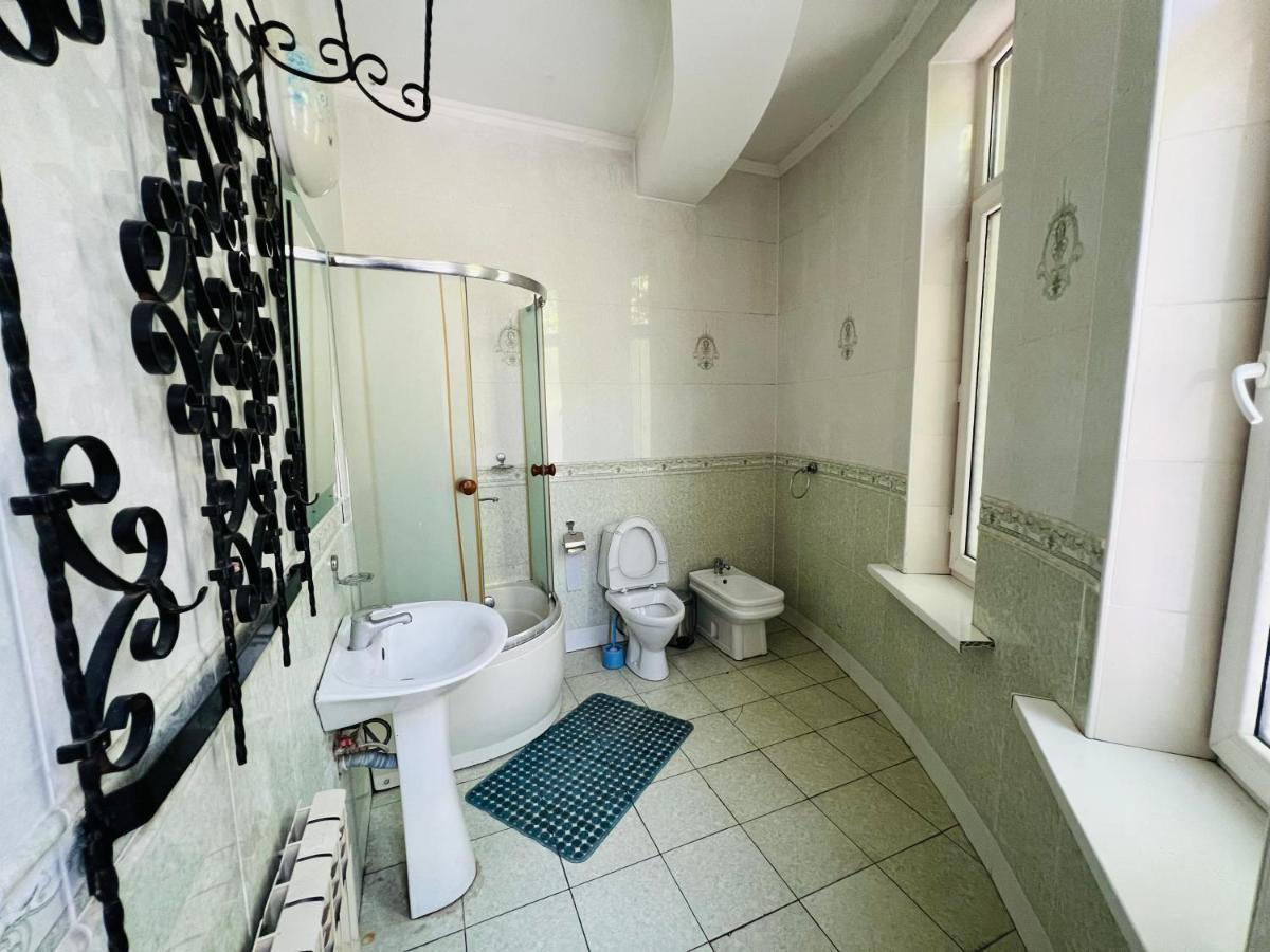 Hotel-Riverside Tashkent Ngoại thất bức ảnh